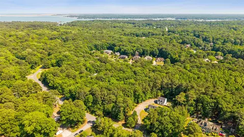 500 Railway Rd, Yorktown, VA 23692
