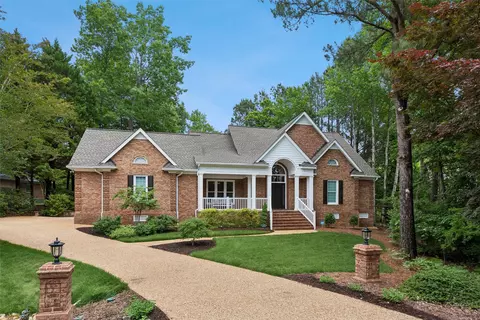 121 Blacklake, Williamsburg, VA 23188
