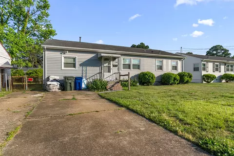1104 80th St, Newport News, VA 23605