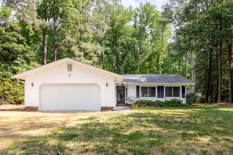 4555 Mallard Dr, Gloucester, VA 23061