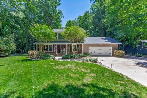 115 W Queens Dr, Williamsburg, VA 23185