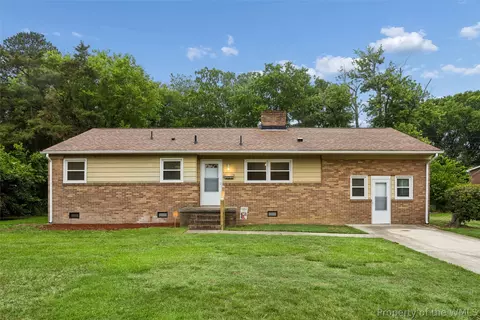 1 Westbrook Dr, Hampton, VA 23666