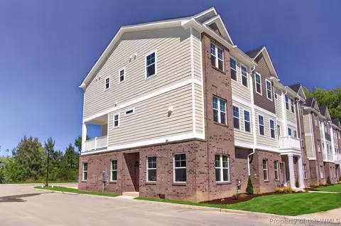 619 Commonwealth Blvd, Yorktown, VA 23693