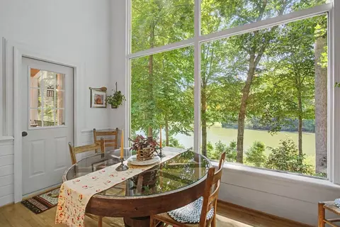 19 Whittakers Mill Rd, Williamsburg, VA 23185