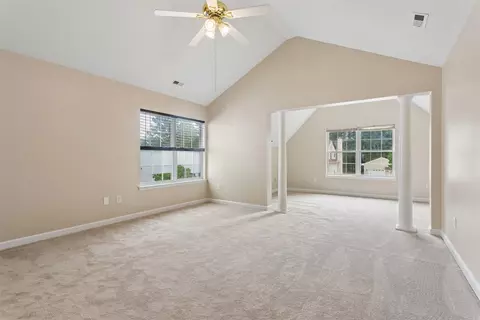 Living - 27 Wills Way, Hampton, VA 23666 photo 11 of 11