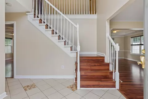 Entry Way - 27 Wills Way, Hampton, VA 23666 photo 1 of 5