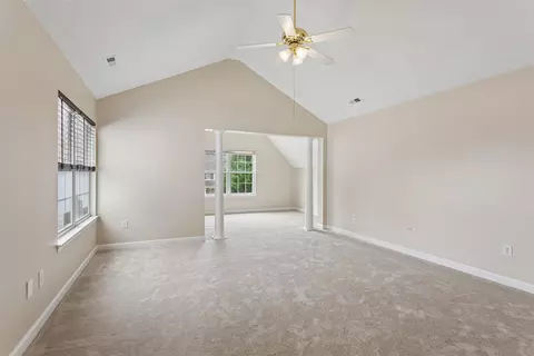 Living - 27 Wills Way, Hampton, VA 23666 photo 10 of 11