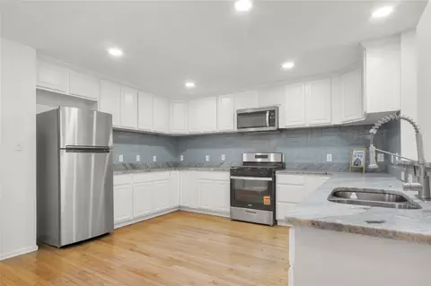 Kitchen - 302 Lasalle Ave, Hampton, VA 23661 photo 1 of 2
