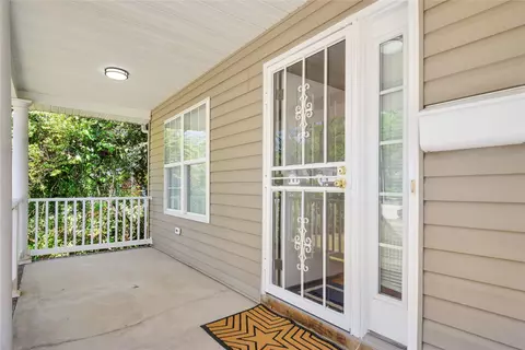 Exterior - 302 Lasalle Ave, Hampton, VA 23661 photo 3 of 10