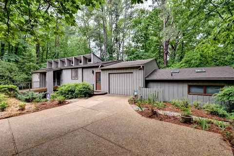 609 Indian Springs Ct, Williamsburg, VA 23185