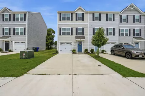 34 Clara Ct, Suffolk, VA 23434