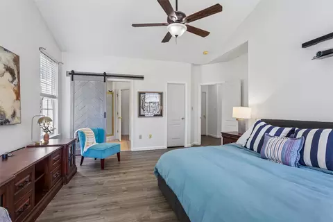Bedroom - 40 Sherry Dell Dr, Hampton, VA 23666 photo 1 of 5