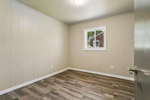 Bedroom - 4713 Threechopt Rd, Hampton, VA 23666 photo 5 of 9