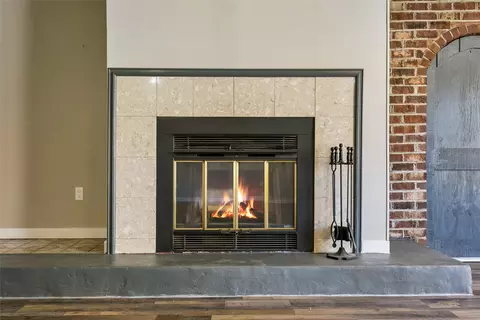 Living - 4713 Threechopt Rd, Hampton, VA 23666 photo 8 of 8