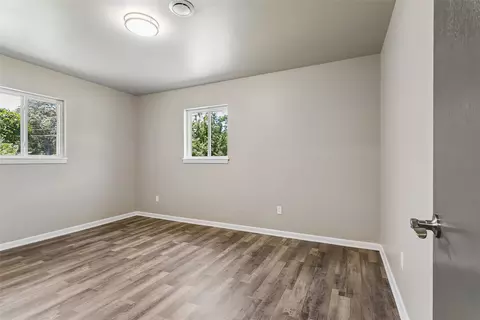 Bedroom - 4713 Threechopt Rd, Hampton, VA 23666 photo 3 of 9