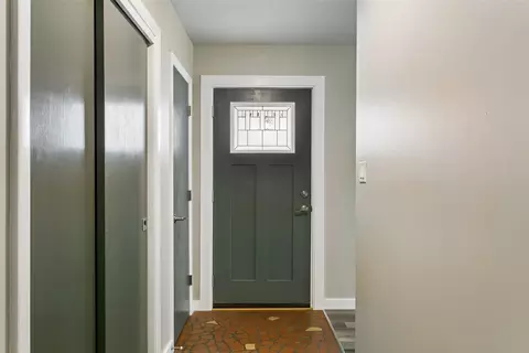 Entry Way - 4713 Threechopt Rd, Hampton, VA 23666 photo 3 of 3