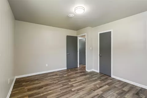 Bedroom - 4713 Threechopt Rd, Hampton, VA 23666 photo 4 of 9