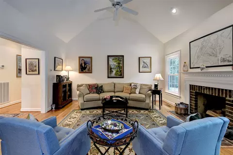 Living - 104 Addingtons, Williamsburg, VA 23188 photo 3 of 4