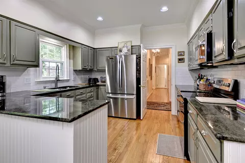 Kitchen - 104 Addingtons, Williamsburg, VA 23188 photo 1 of 5