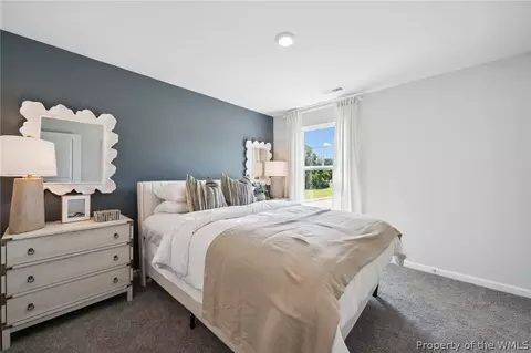 Bedroom - 7785 Patriots Way E, Gloucester, VA 23061 photo 3 of 8