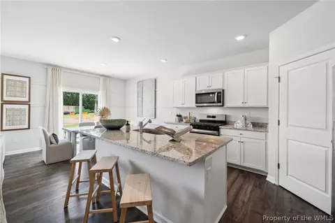 Kitchen - 7785 Patriots Way E, Gloucester, VA 23061 photo 1 of 2
