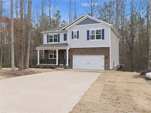 7785 Patriots Way E, Gloucester, VA 23061
