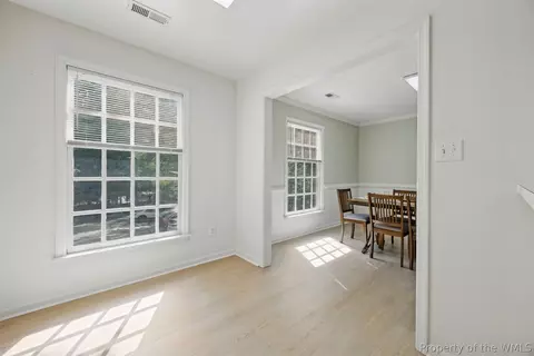 Dining - 237 Woodmere Dr #C, Williamsburg, VA 23185 photo 3 of 4