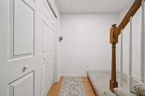 Entry Way - 237 Woodmere Dr #C, Williamsburg, VA 23185 photo 4 of 8