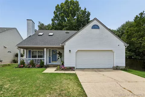 802 Thimbleby Dr, Newport News, VA 23608