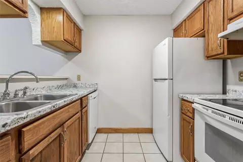 Kitchen - 53 Treasure Ky, Hampton, VA 23666 photo 1 of 4