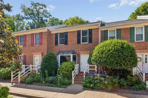 26 Priorslee Ln, Williamsburg, VA 23185