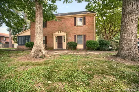 369 Circuit Ln #A, Newport News, VA 23608