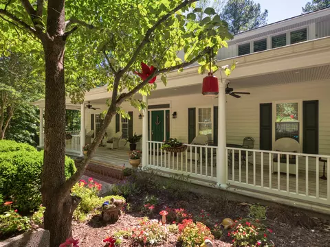 Exterior - 11688 River Crest Dr, Gloucester, VA 23061 photo 5 of 23