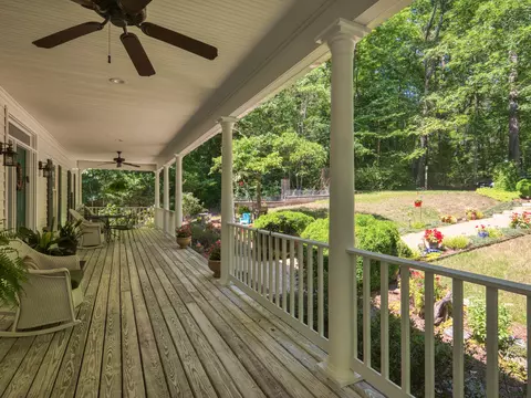 Exterior - 11688 River Crest Dr, Gloucester, VA 23061 photo 6 of 23