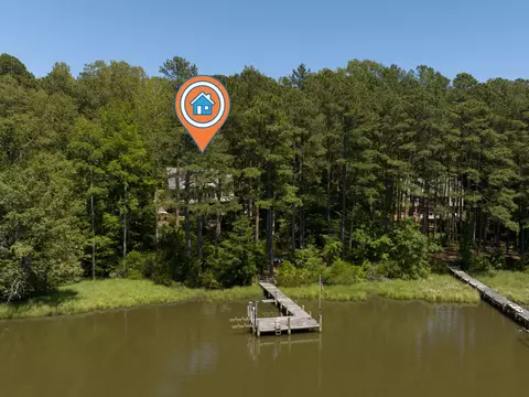 View/Area - 11688 River Crest Dr, Gloucester, VA 23061 photo 3 of 4