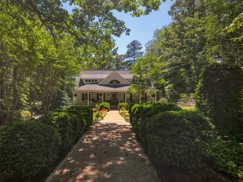 Exterior - 11688 River Crest Dr, Gloucester, VA 23061 photo 4 of 23