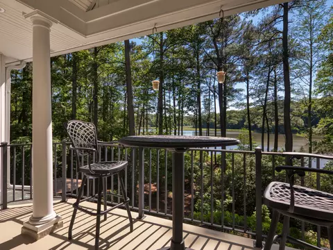 Exterior - 11688 River Crest Dr, Gloucester, VA 23061 photo 2 of 23