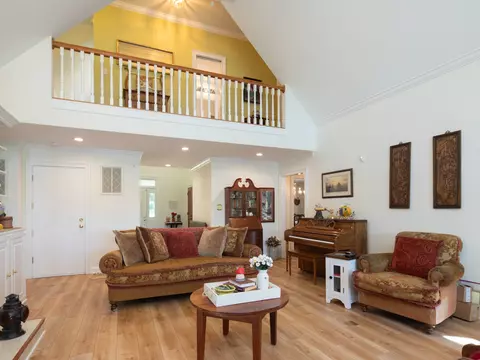 Living - 11688 River Crest Dr, Gloucester, VA 23061 photo 5 of 6