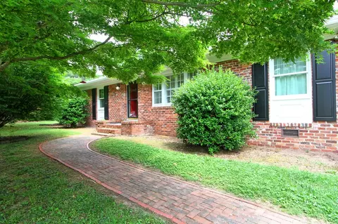127 Stanley Dr, Williamsburg, VA 23188