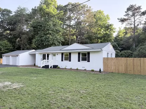 8060 Pinetta Rd, Gloucester, VA 23061