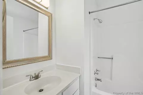 18 Bayview Ct, Hampton, VA 23664 photo 33
