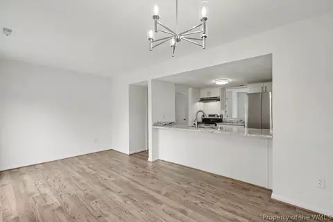 18 Bayview Ct, Hampton, VA 23664 photo 14