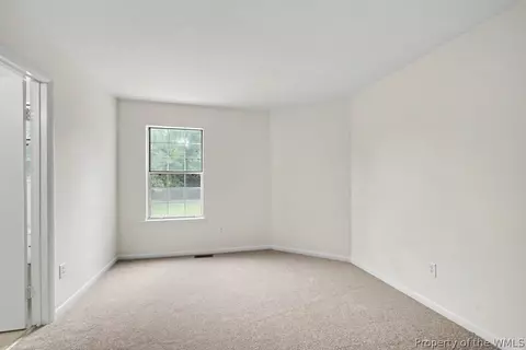 18 Bayview Ct, Hampton, VA 23664 photo 29