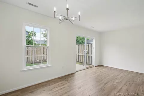 18 Bayview Ct, Hampton, VA 23664 photo 15