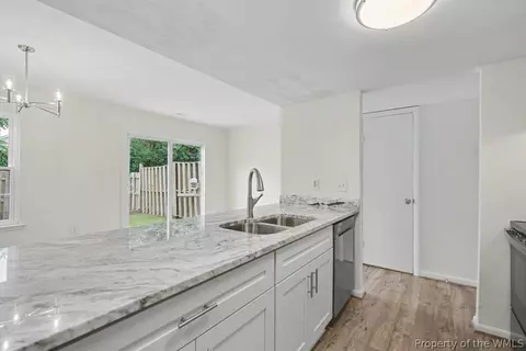 18 Bayview Ct, Hampton, VA 23664 photo 20
