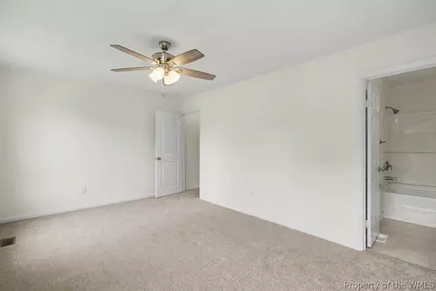 18 Bayview Ct, Hampton, VA 23664 photo 26