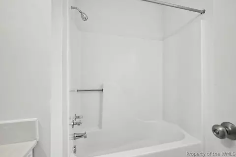 18 Bayview Ct, Hampton, VA 23664 photo 34