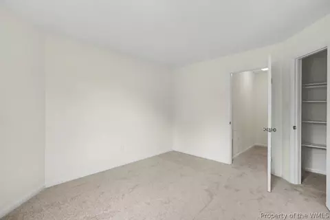18 Bayview Ct, Hampton, VA 23664 photo 32