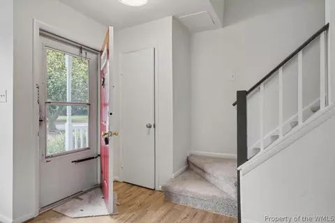 Entry Way - 28 Bayview Ct, Hampton, VA 23664 photo 3 of 3