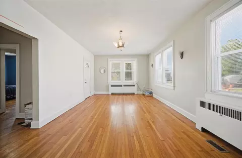 Living - 226 S Willard Ave, Hampton, VA 23663 photo 3 of 6